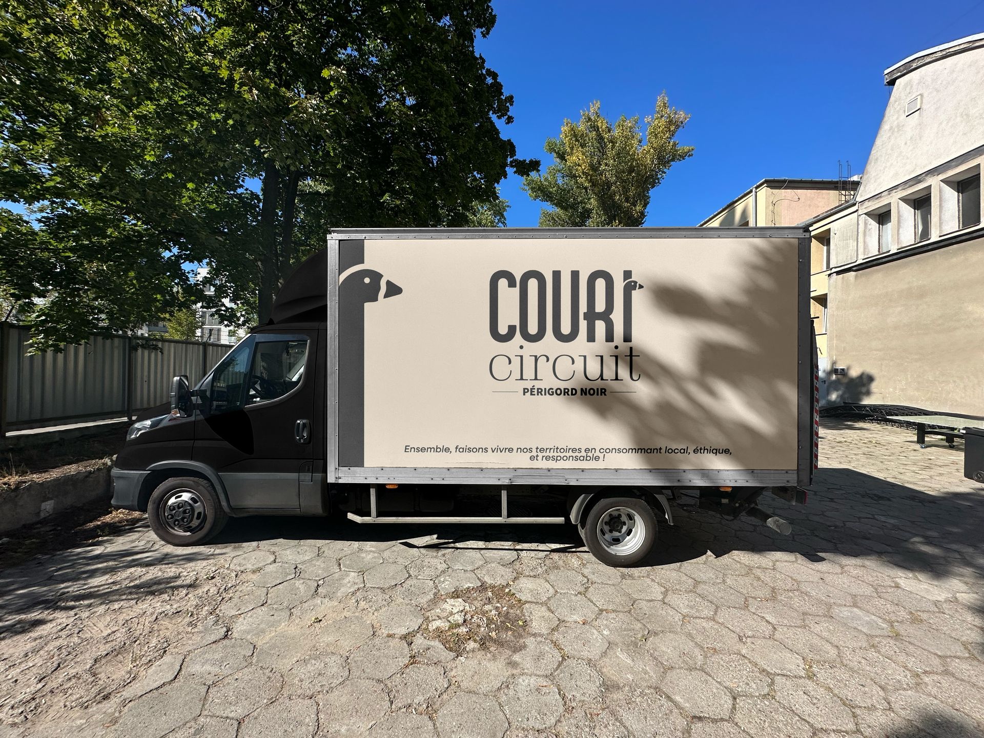 Design Utilitaire Court Circuit
